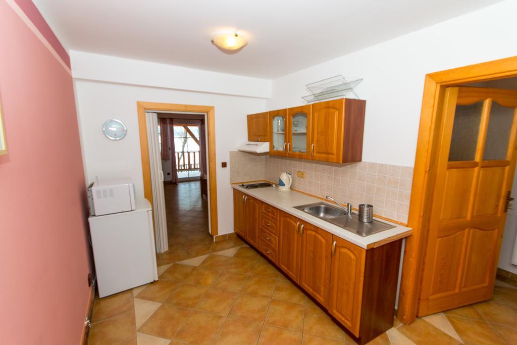 Apartments U Jezera Cerna Černá v Pošumaví Exteriör bild